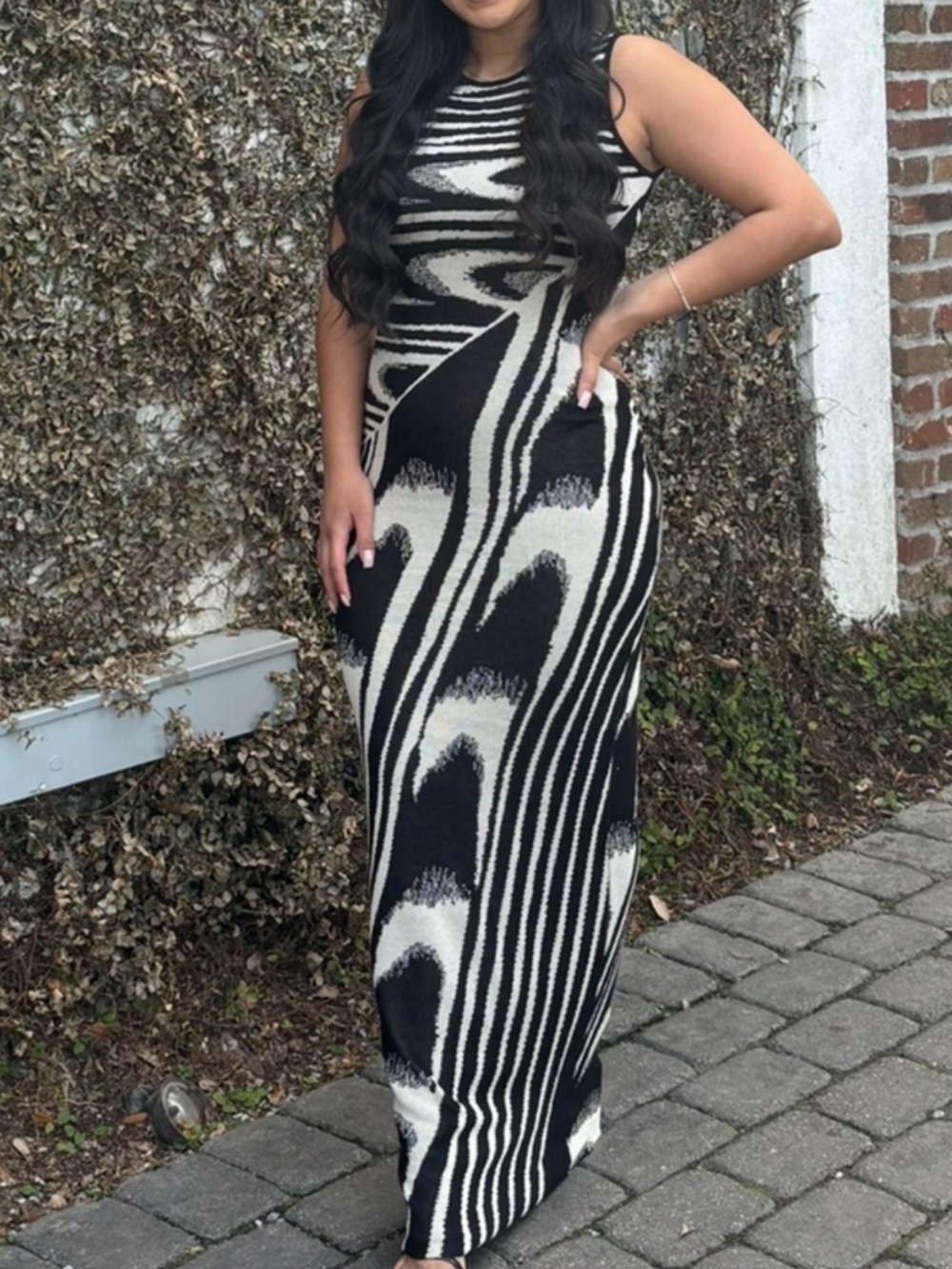 Fashion Nova Black & White Abstract Maxi Dress